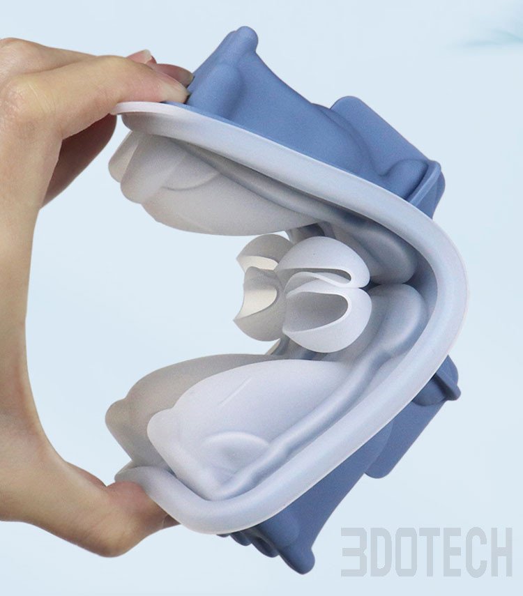 Penguin ice cube maker tray.jpg